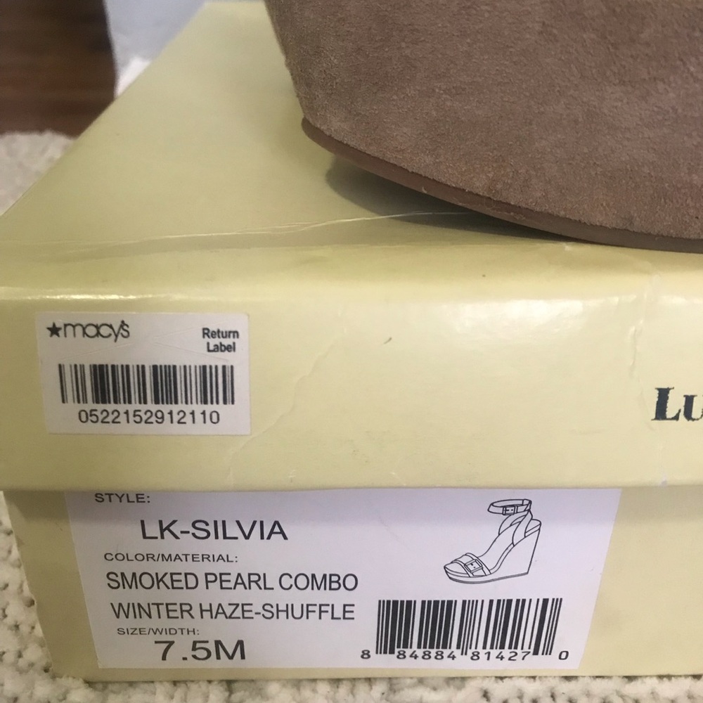 Lucky Brand Wedge Sandals - Picture 7 of 8
